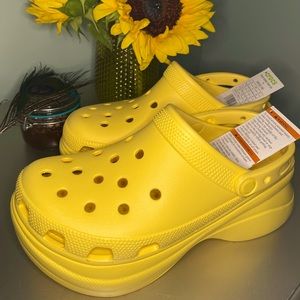 Yellow Classic Bae Clog Platform Crocs🐊